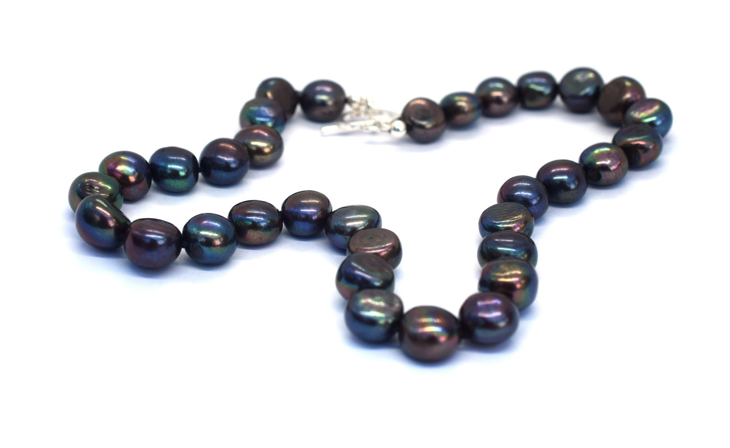 Cultured Pearl Necklace in Black Pearl