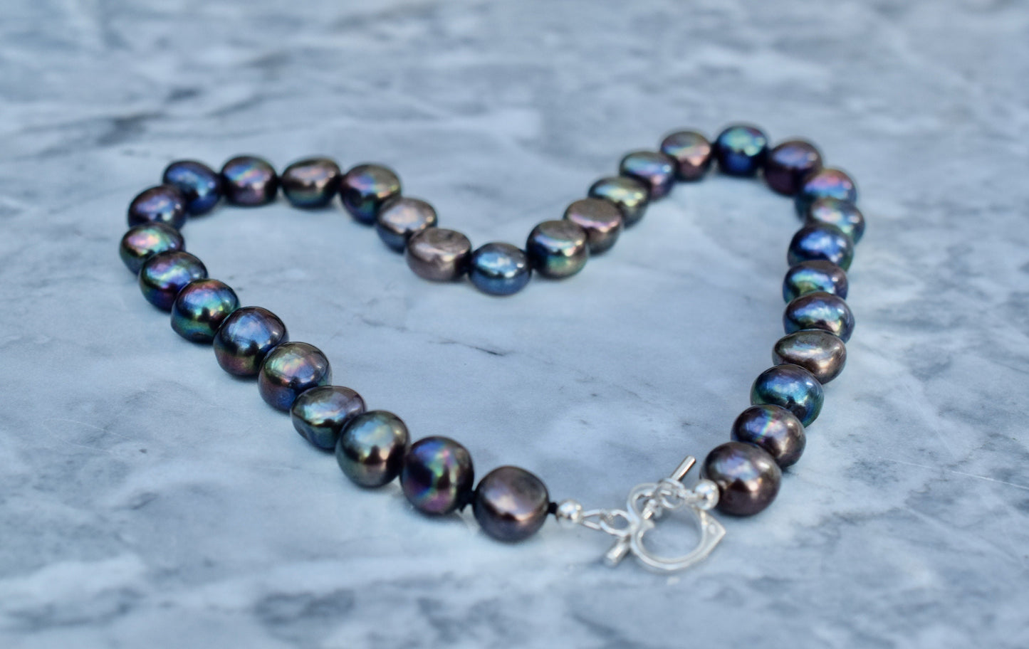 Cultured Pearl Necklace in Black Pearl
