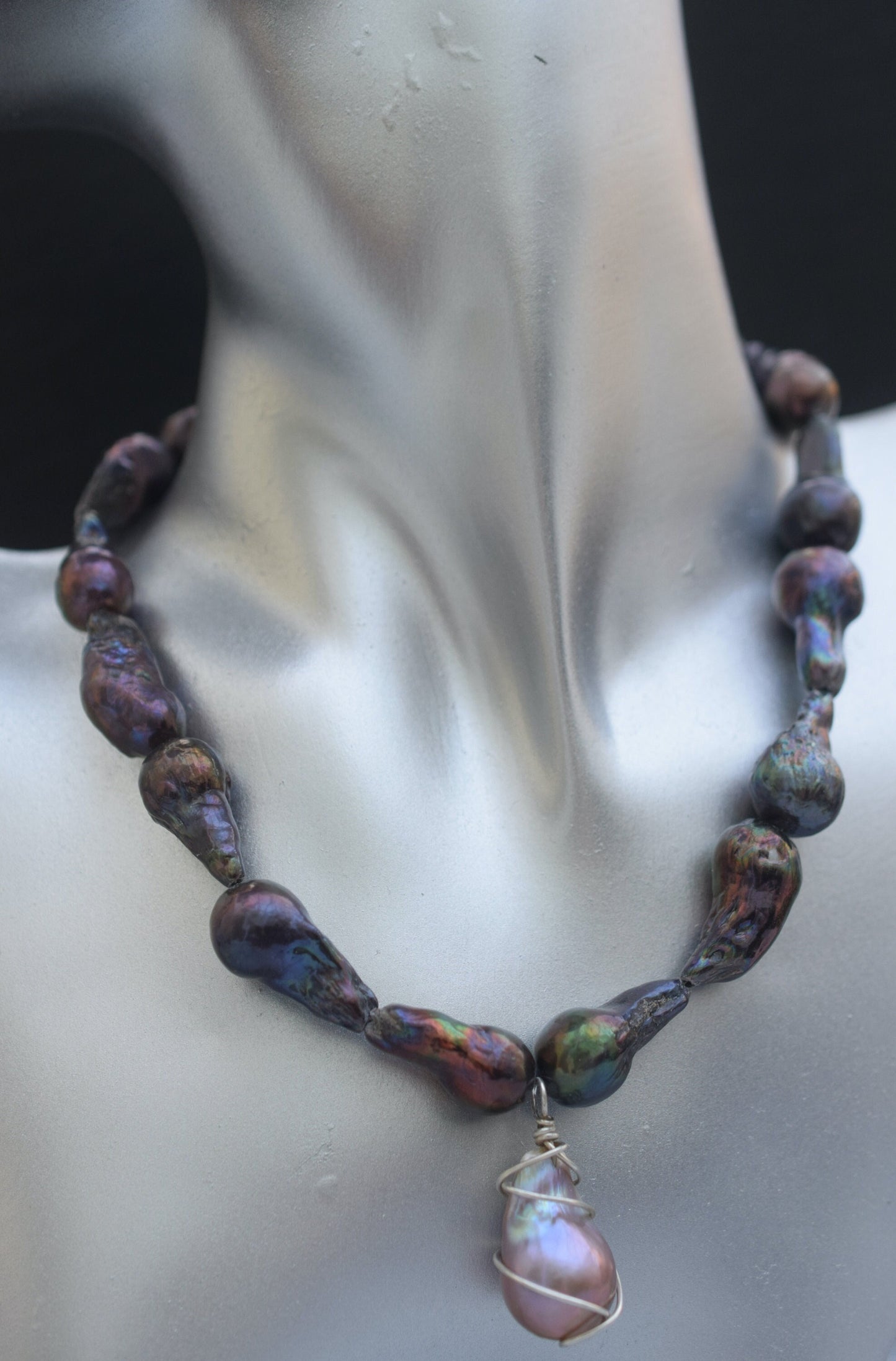 Black Baroque Necklace with Pink Baroque Pendant