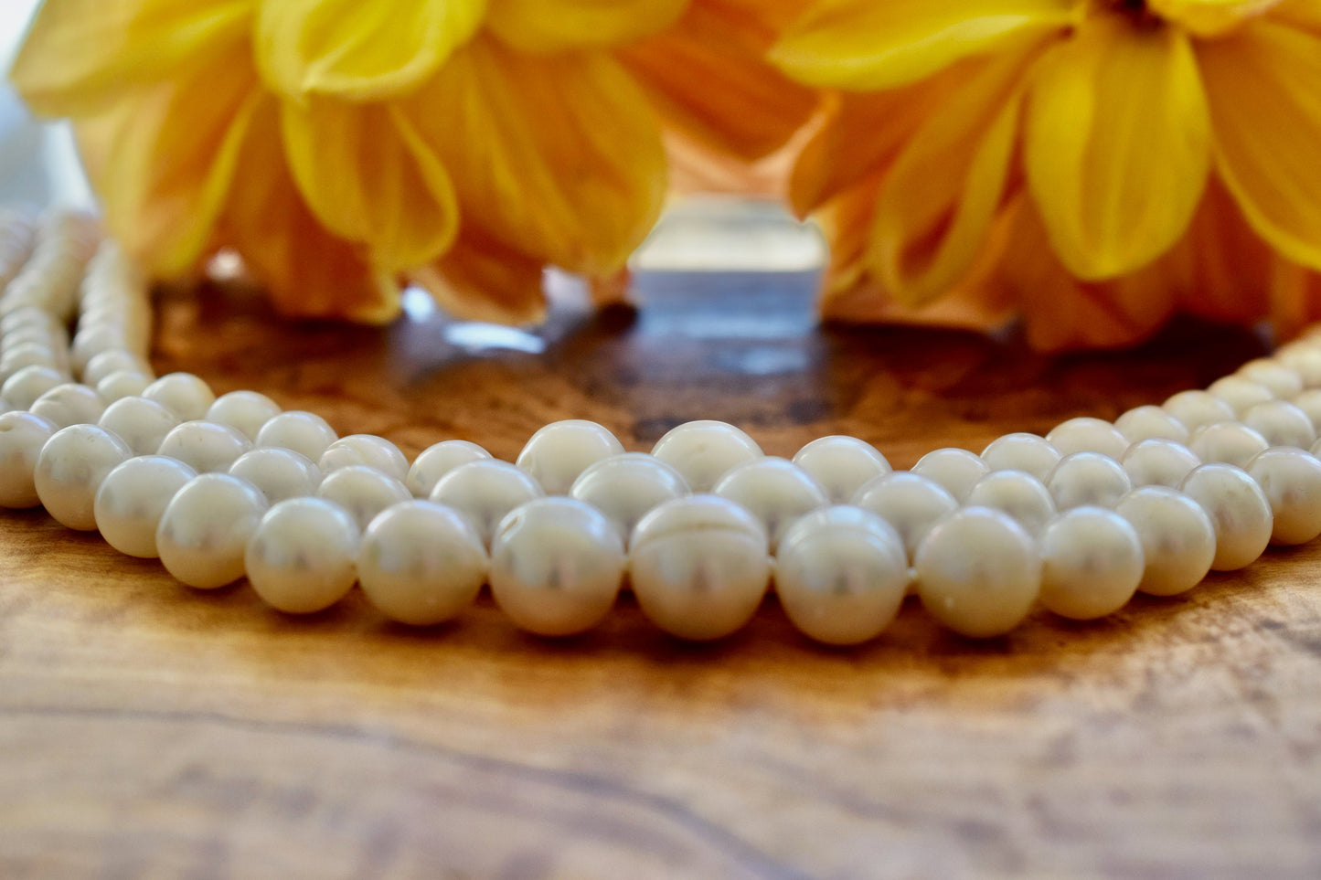 Graduated Pearl Necklace in White with Sterling Silver