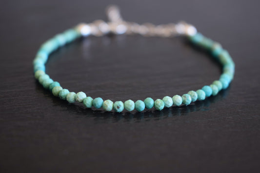 Green Aventurine Bracelet, Delicate Green Bracelet, Tiny Bead Bracelet, Simple Beaded Bracelet