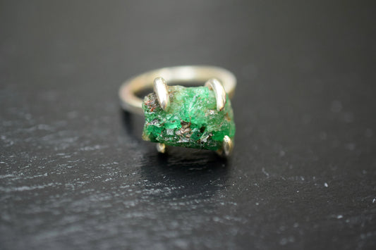 Raw Emerald Ring